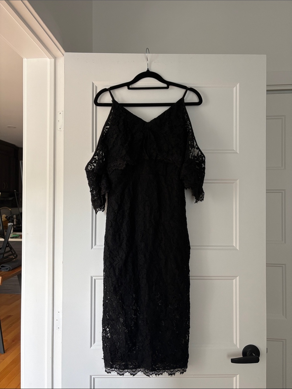 Mustard Seed Black Lace Cold-Shoulder Midi Dress